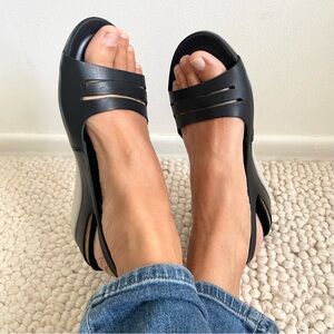Women’s Black Slingback Slide Sandals